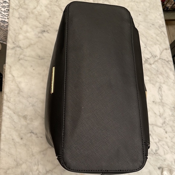 Woman’s Steve Madden large hand bag - Picture 7 of 11